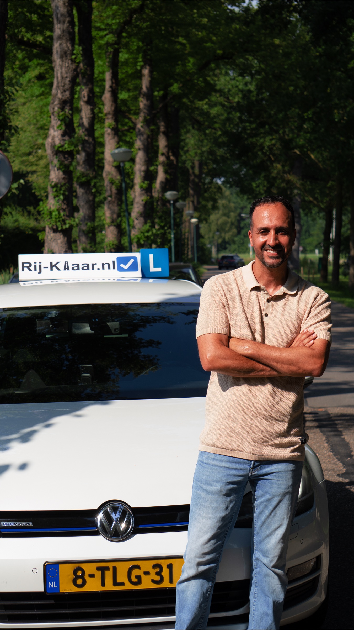 Otman — rij-instructeur en oprichter van Rij-Klaar
